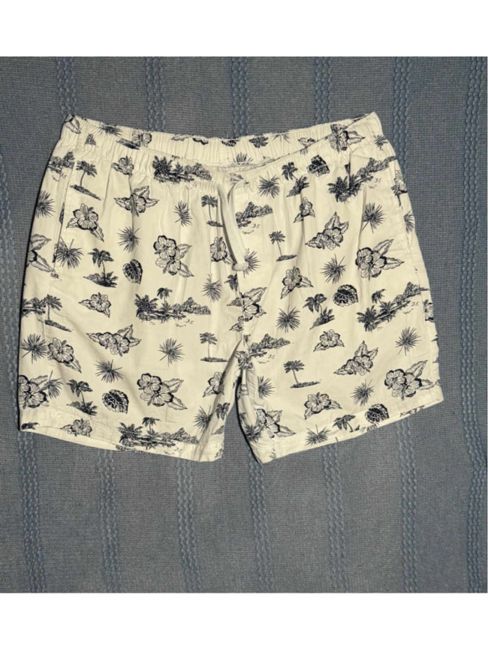 Men's Oxford Blue Swim Trunks XXL Beige Black Tropical Print - Picture 3 of 11